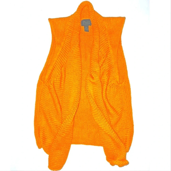 Pure Handknit Sweater Vest - Picture 1 of 6
